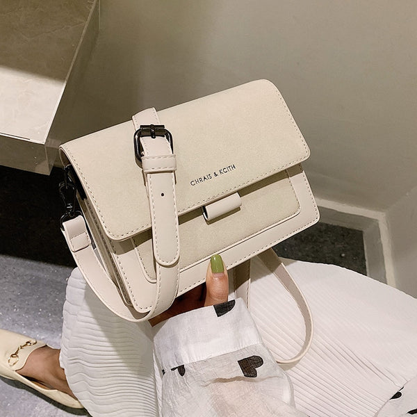 Small shoulder bag